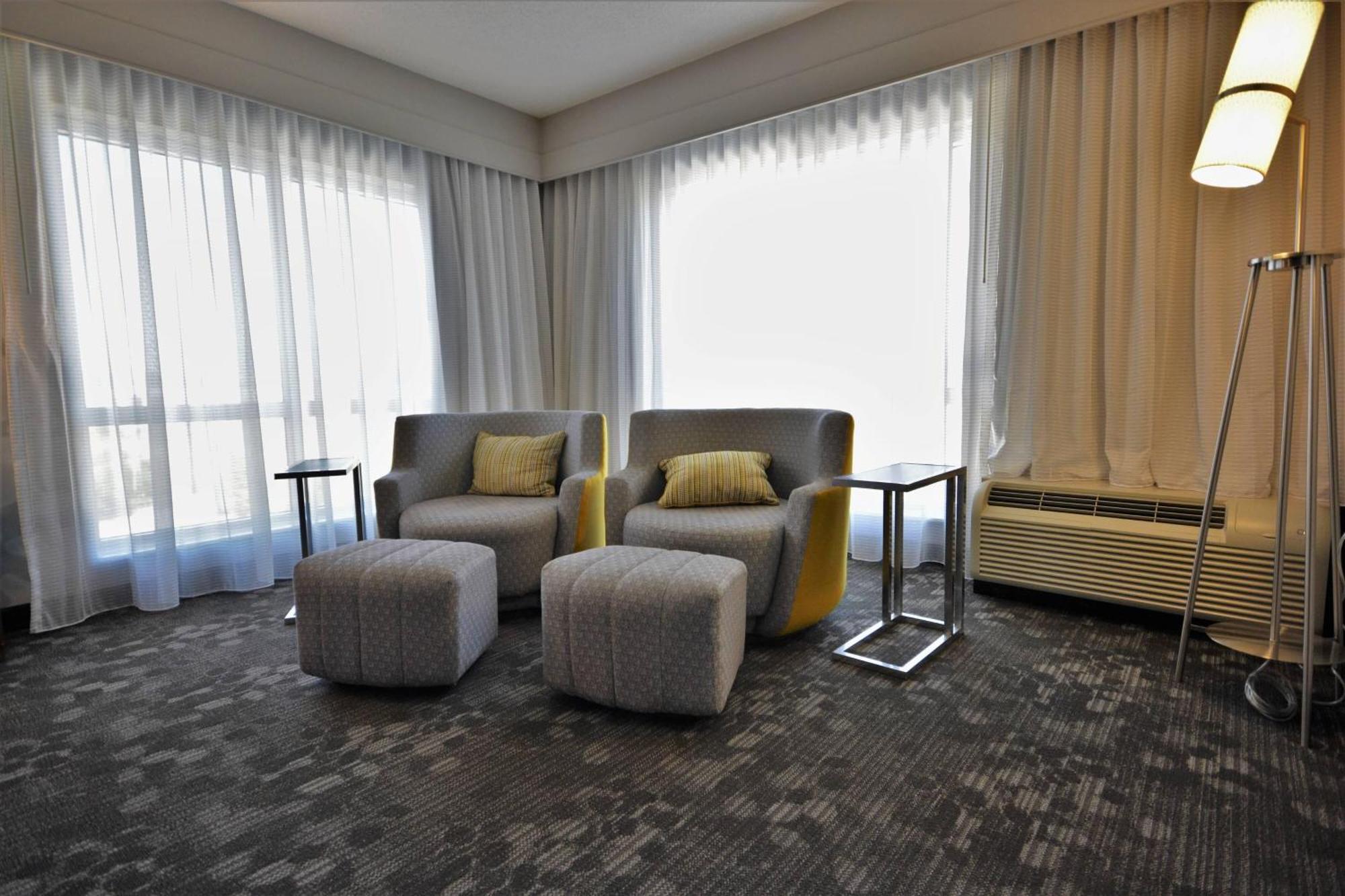 Courtyard By Marriott Asheville Airport Fletcher Eksteriør billede