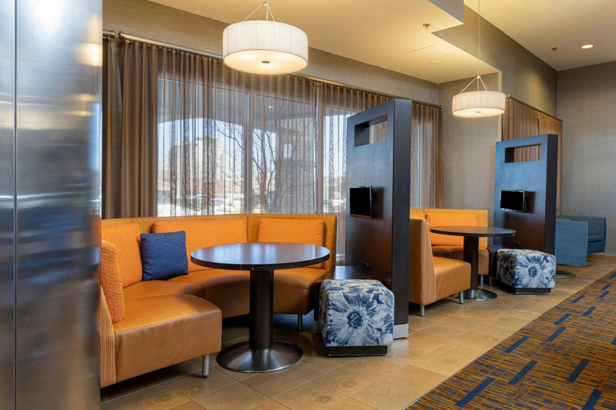 Courtyard By Marriott Asheville Airport Fletcher Eksteriør billede