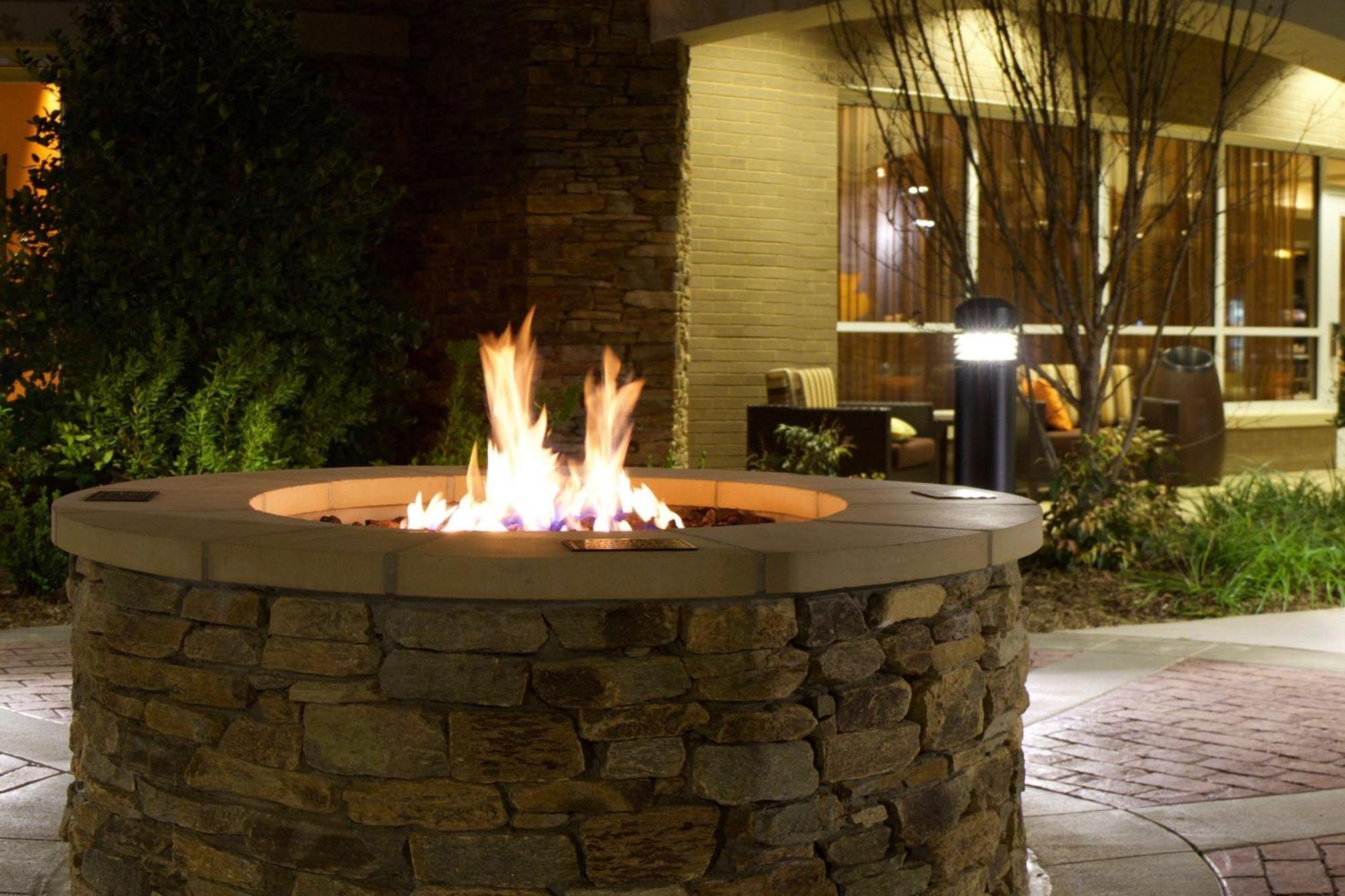 Courtyard By Marriott Asheville Airport Fletcher Eksteriør billede