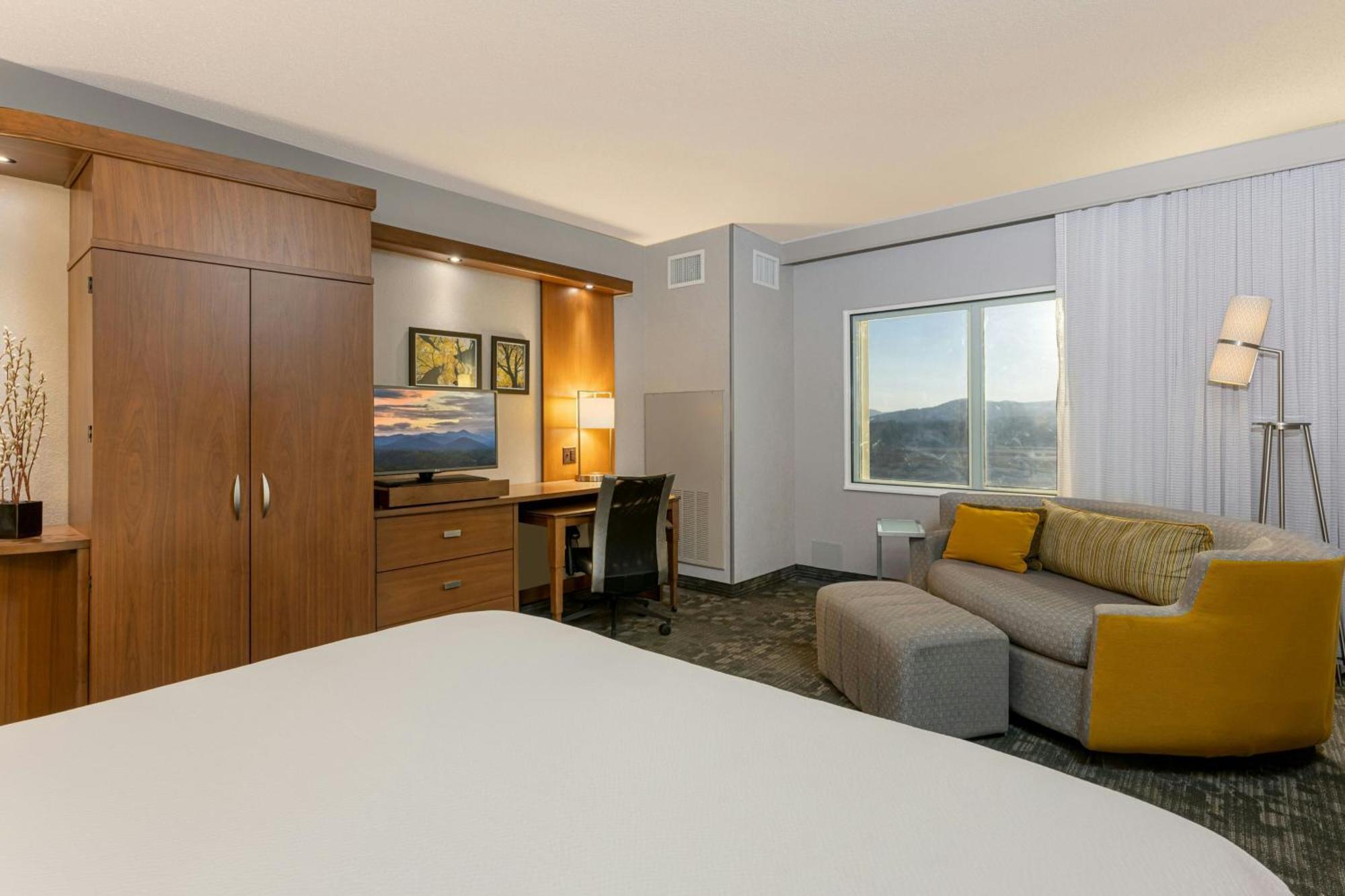 Courtyard By Marriott Asheville Airport Fletcher Eksteriør billede